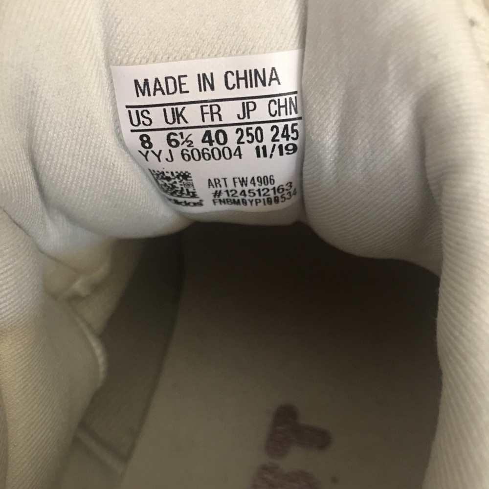 Adidas - Picture 5 of 8